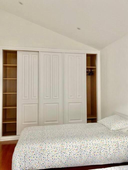Villa Lucerna Pantin Ngoại thất bức ảnh
