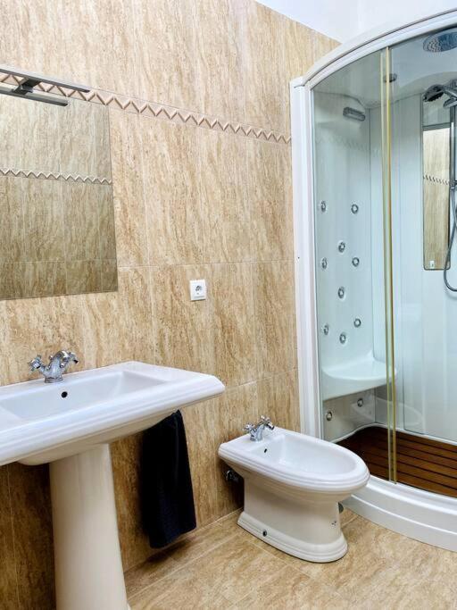 Villa Lucerna Pantin Ngoại thất bức ảnh
